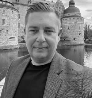 Jonas Enander, delägare på Dozz